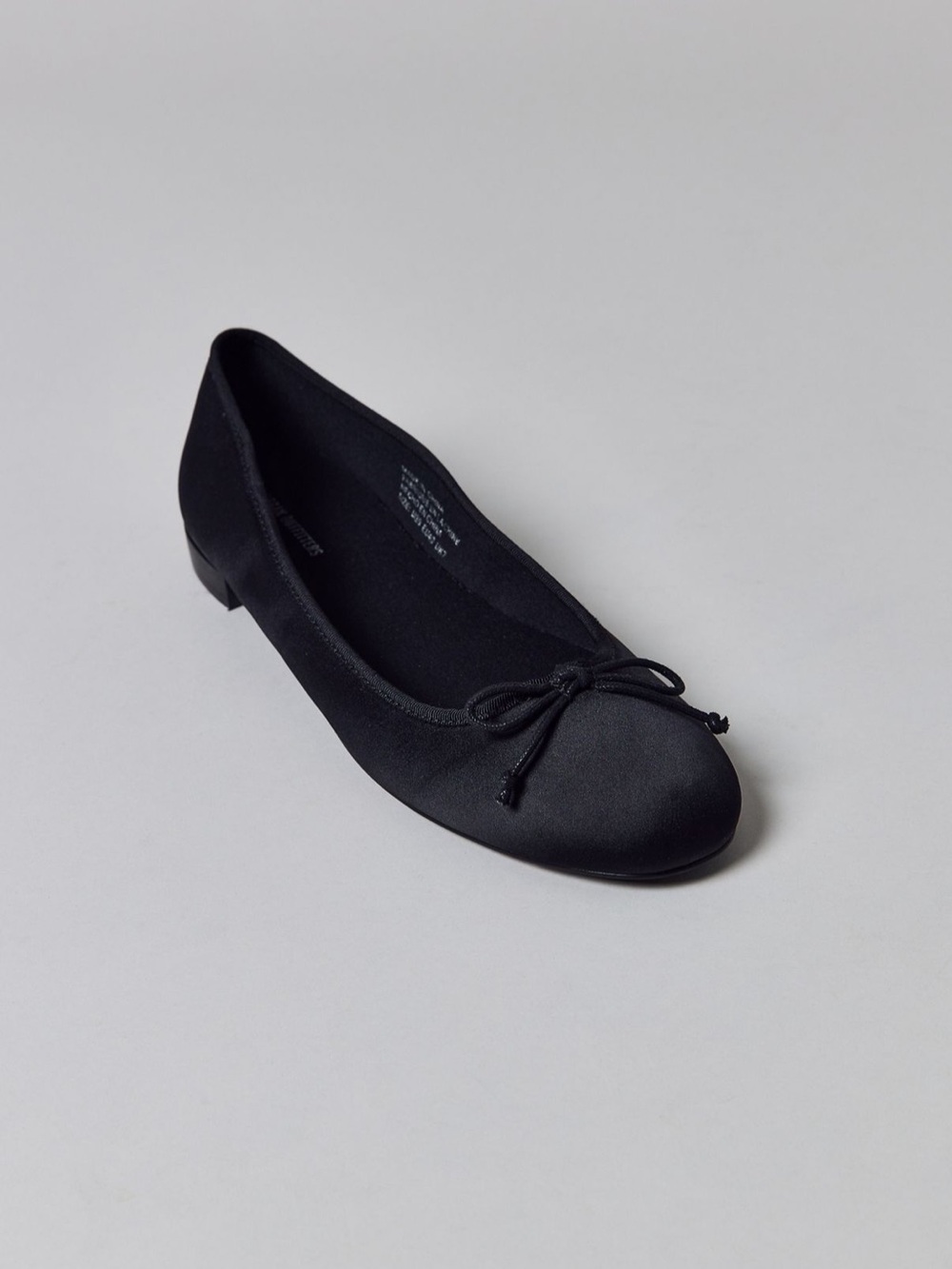 Urban Outfitters Lucy Satin Ballet Flats BRAND NEW size 7